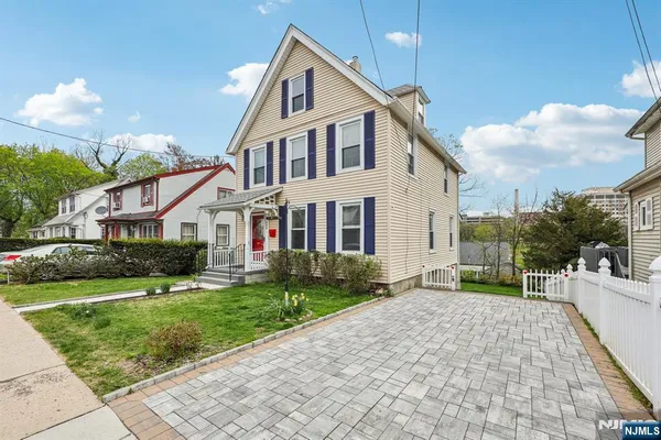 $599,900 | 365 Highland Street, Englewood, NJ 07631