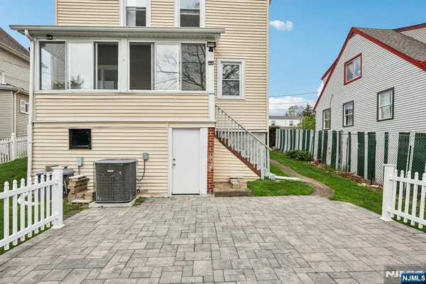 $599,900 | 365 Highland Street, Englewood, NJ 07631