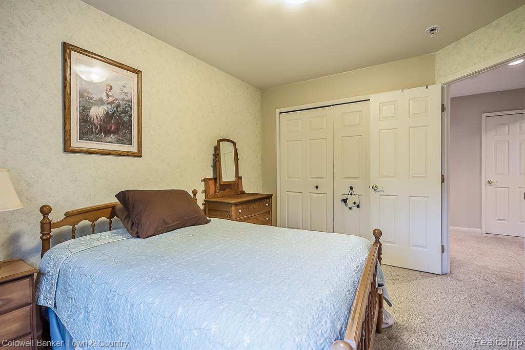 1355 South Maxfield Road Brighton, MI 48114 - Photo 46 of 70 Gallery Image 46