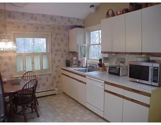 3 Stanley Road Medway, MA 02053 - Photo 9 of 21 Gallery Image 9