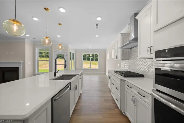 $575,900 | 8111 Burberry Trail, Clemmons, NC 27012