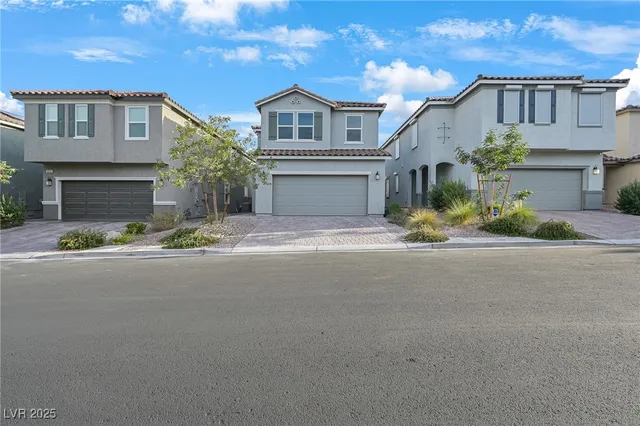 $499,000 | 9941 Cluny Avenue, Las Vegas, NV 89178