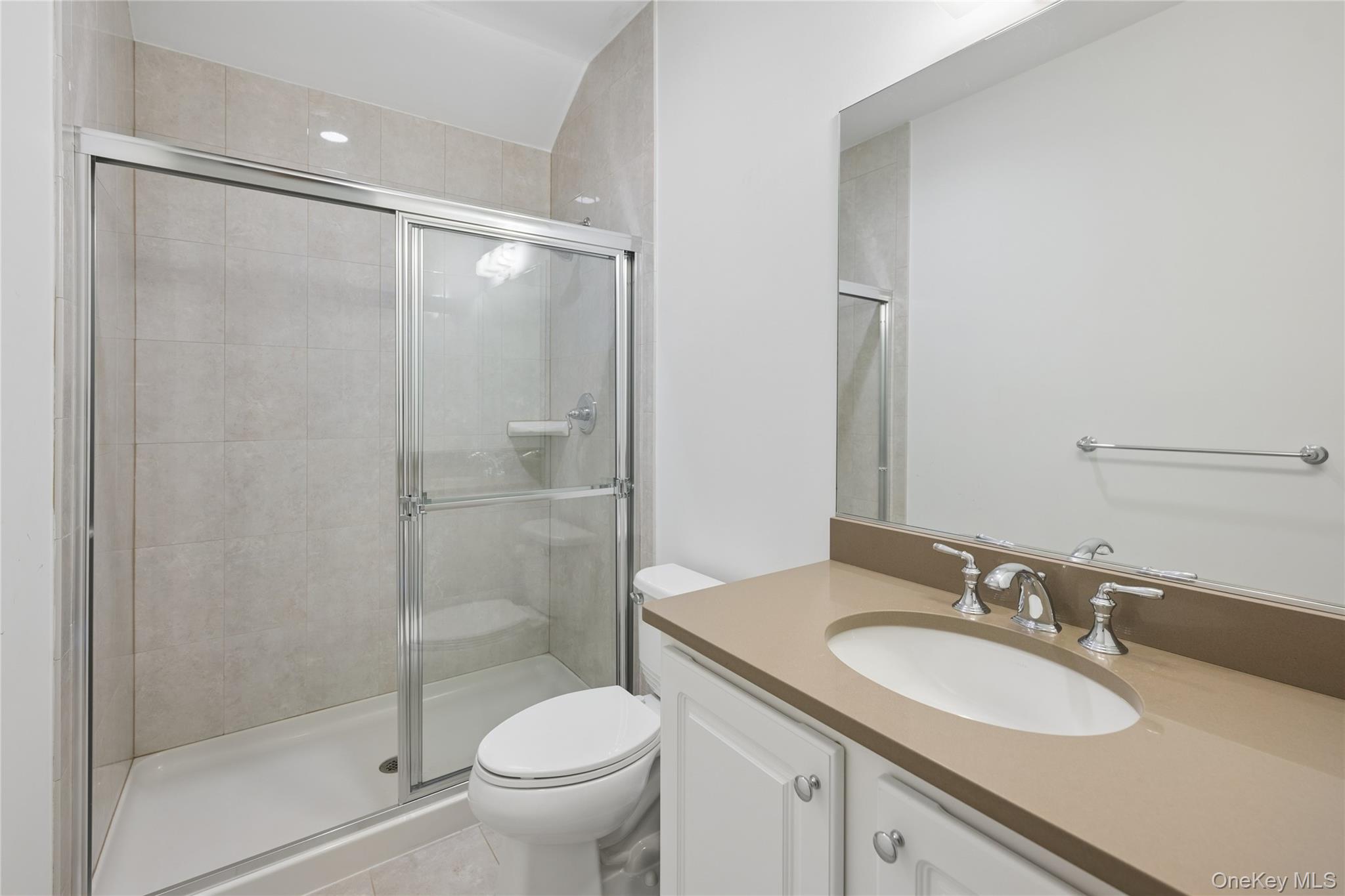 537 Hartmann's Farm Road Riverhead, NY 11901 - Photo 17 of 33 Gallery Image 17