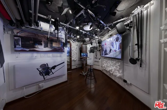 a view of storage and utility