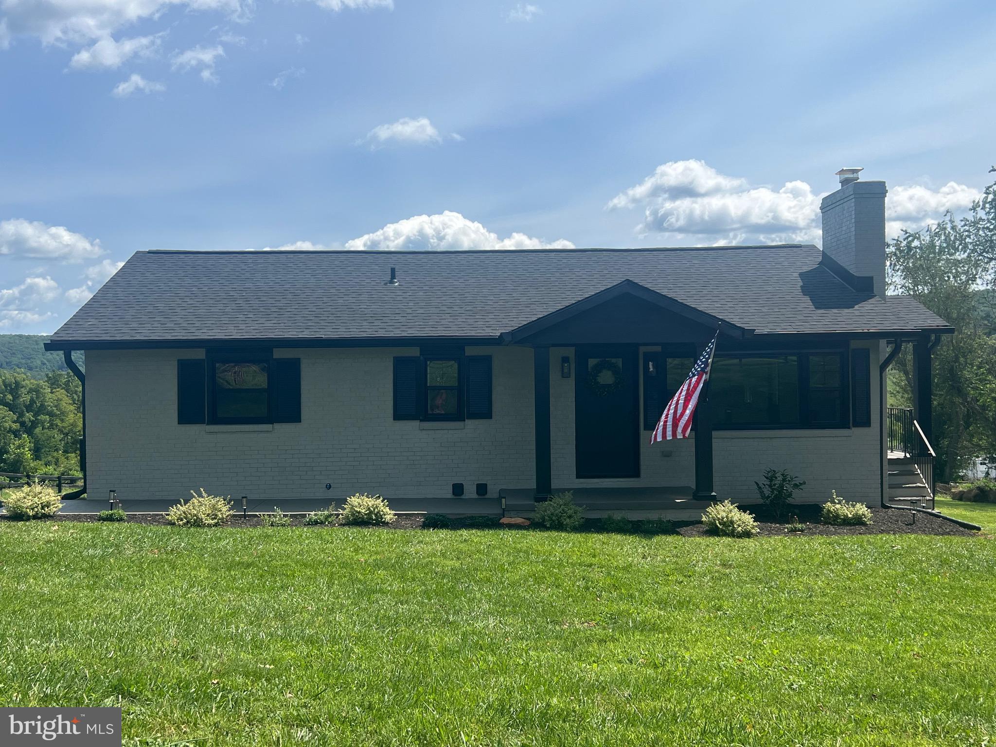 5635 Merry Oaks Road The Plains, VA 20198 - Photo 3 of 26