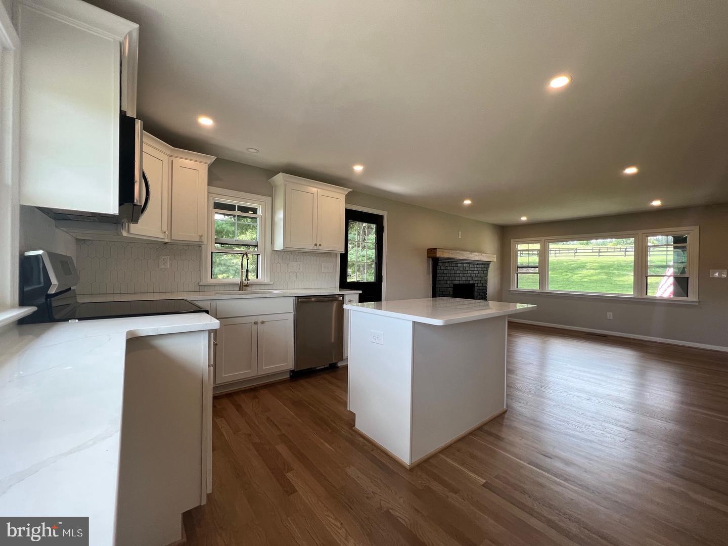 5635 Merry Oaks Road The Plains, VA 20198 - Photo 8 of 26