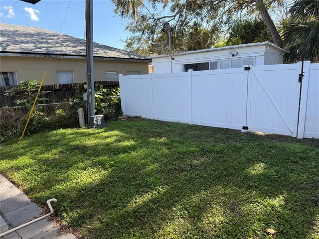 $1,800 | 301 South Boyd Street, Unit 14, Winter Garden, FL 34787