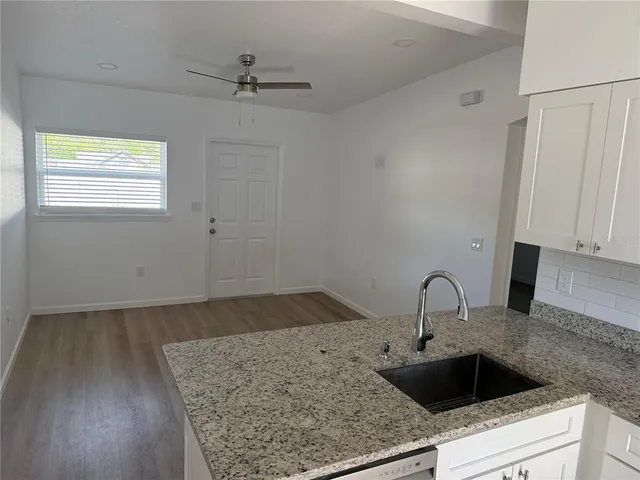 $1,800 | 301 South Boyd Street, Unit 14, Winter Garden, FL 34787