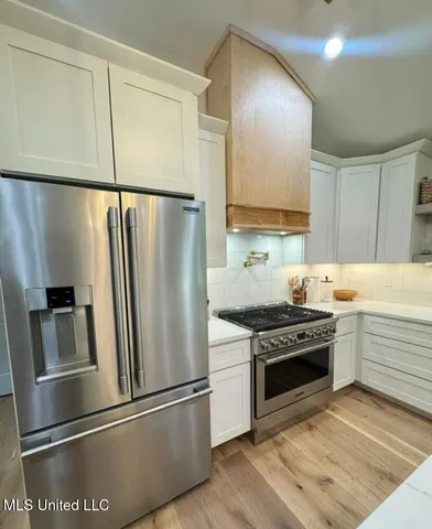 $645,000 | 5520 Jordan Drive, Horn Lake, MS 38637