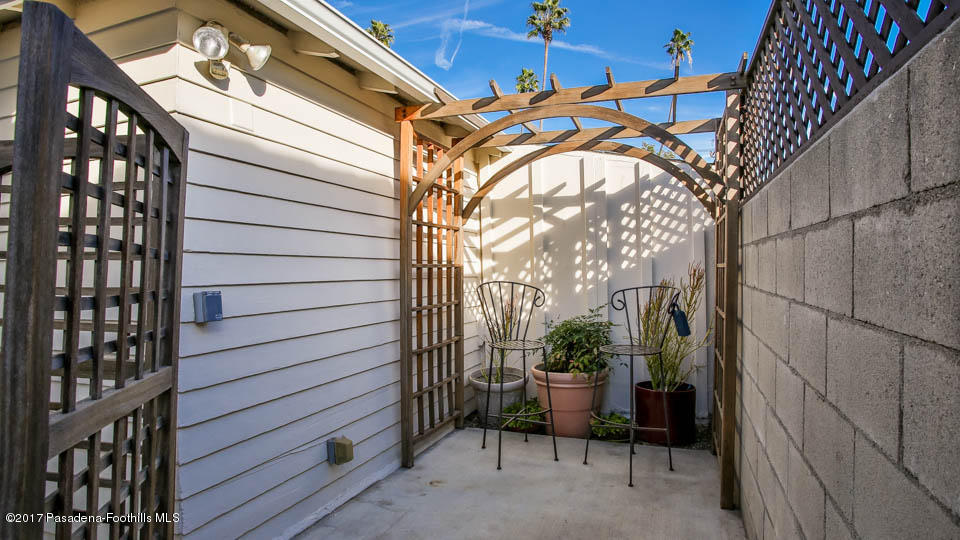 330 Fillmore Street Pasadena, CA 91106 - Photo 24 of 25 a view of a patio with a yard