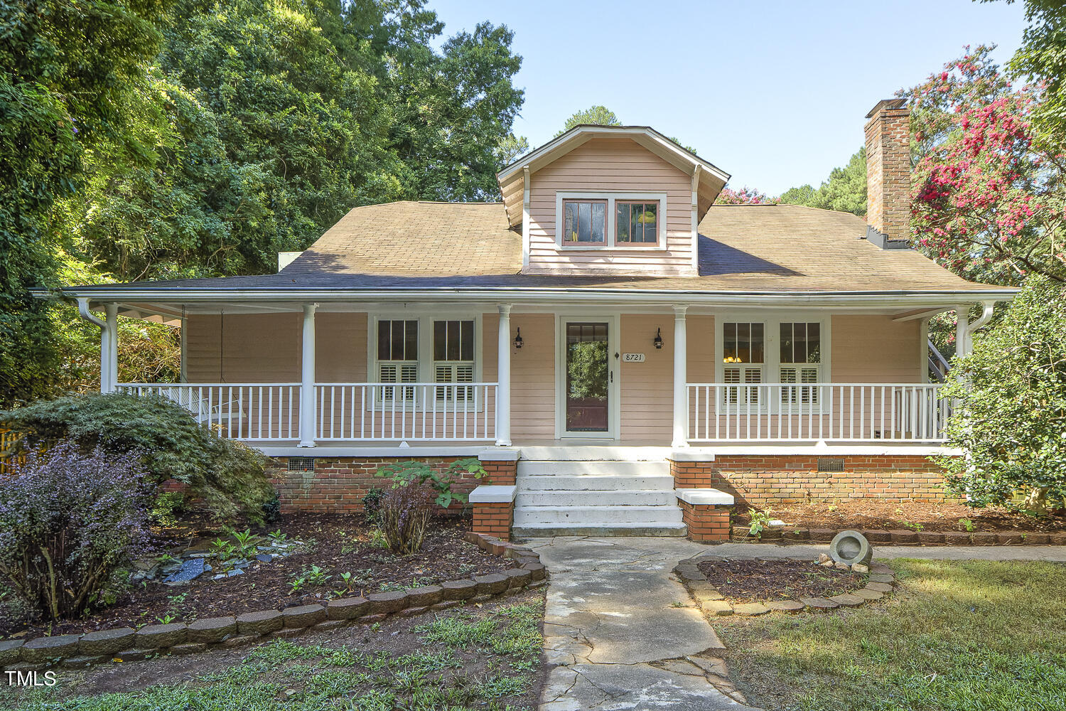 8721 Chapel Hill Road Cary, NC 27513 - Photo 1 of 23 001 (2)
