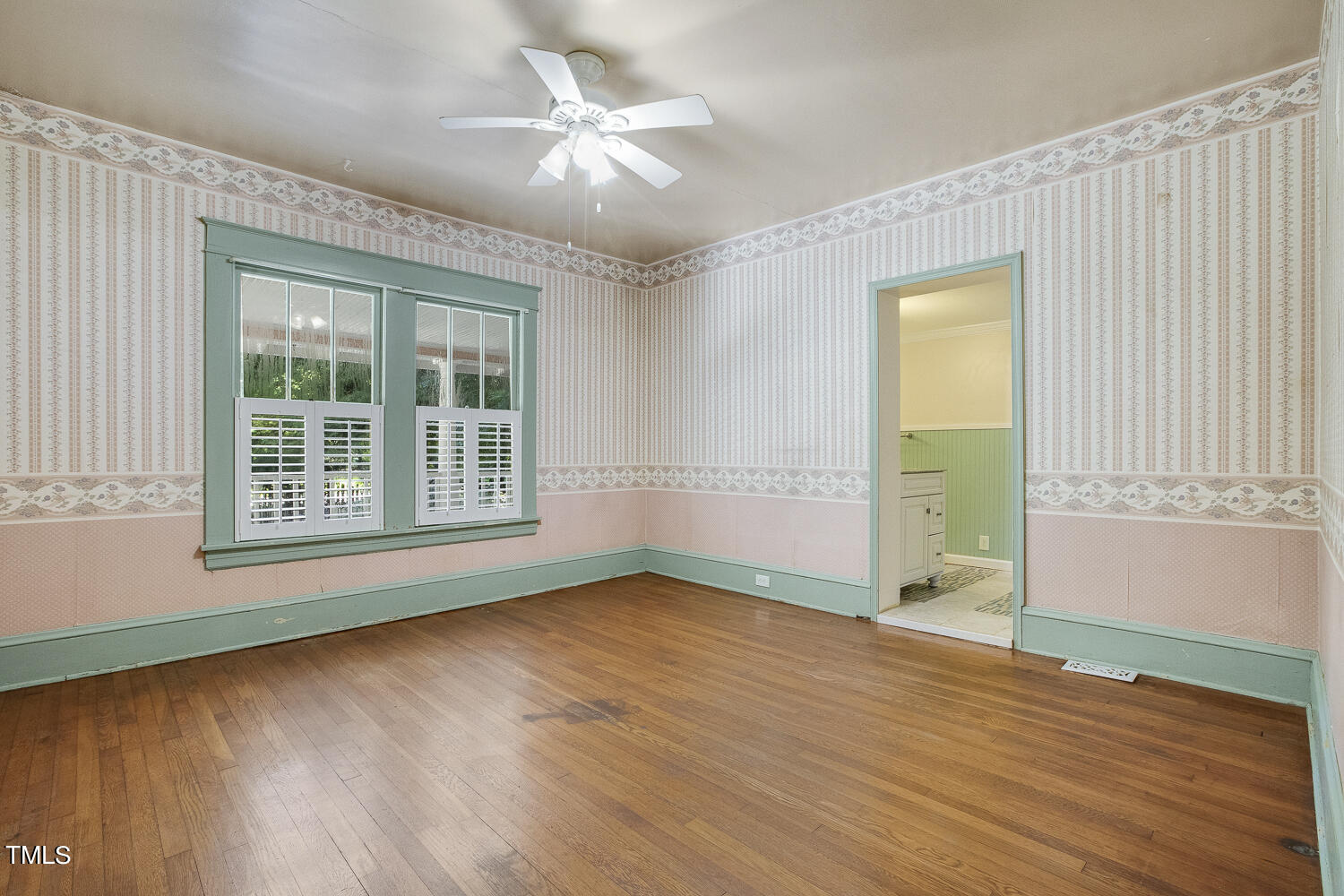 8721 Chapel Hill Road Cary, NC 27513 - Photo 13 of 23 029 (2)
