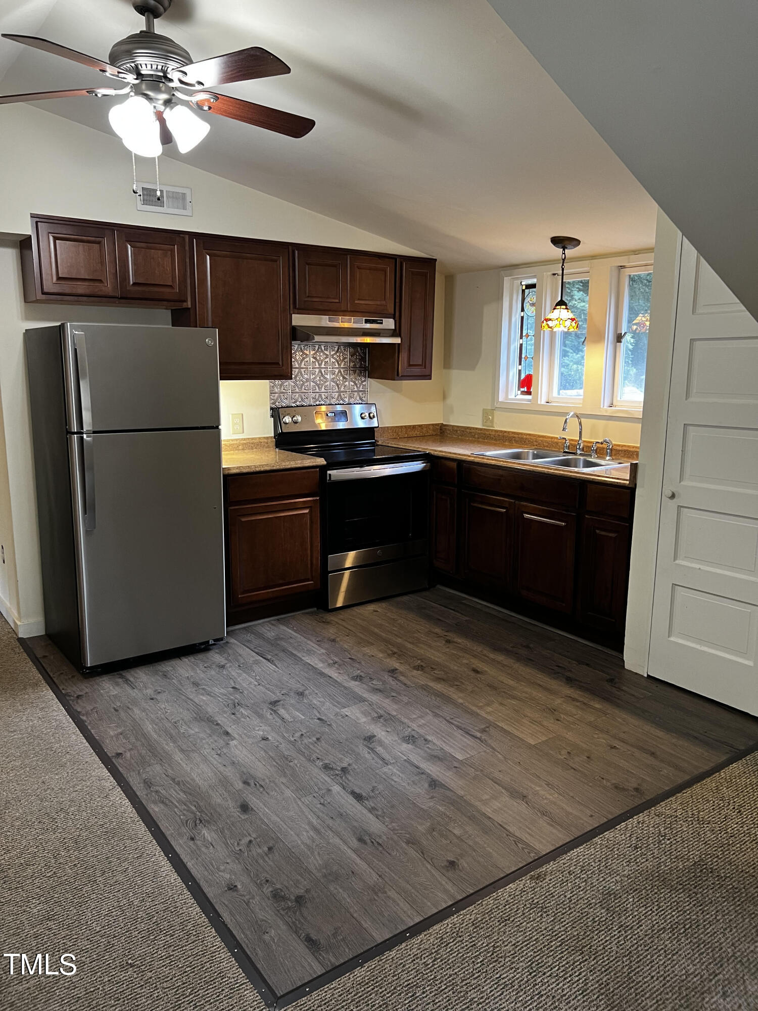 8721 Chapel Hill Road Cary, NC 27513 - Photo 20 of 23 Kitchen apt 2