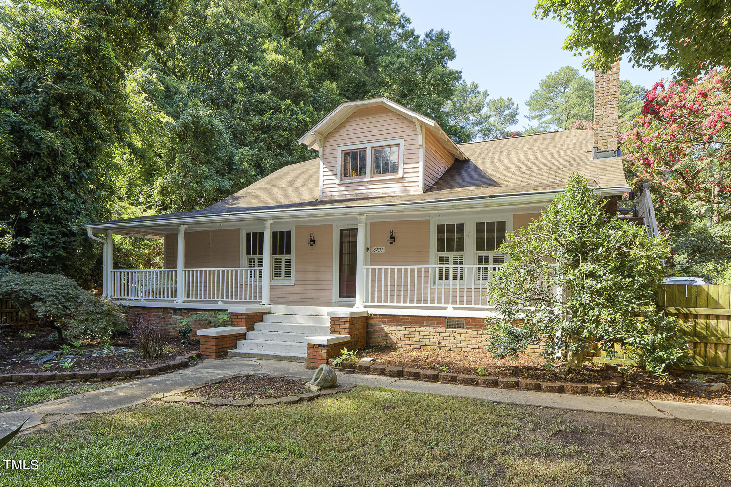 8721 Chapel Hill Road Cary, NC 27513 - Photo 2 of 23 003 (2)