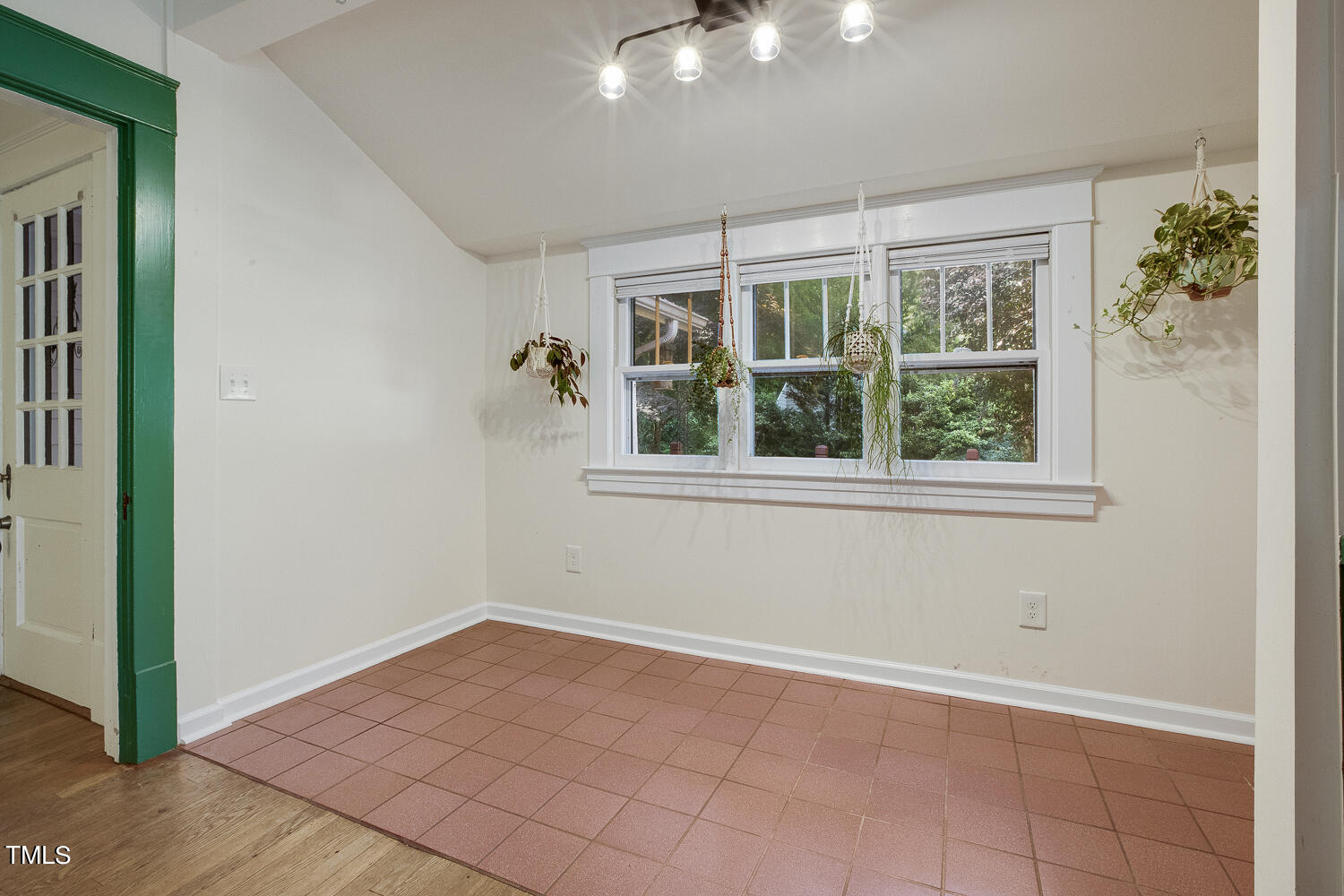 8721 Chapel Hill Road Cary, NC 27513 - Photo 10 of 23 023