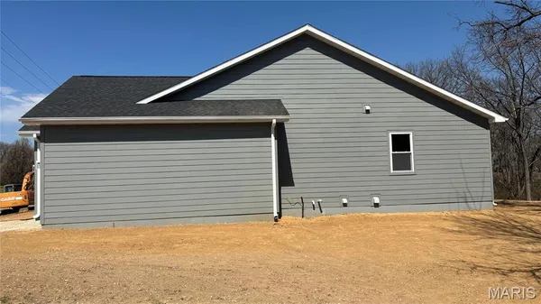 $379,000 | 1001 Grafton Hills Drive, Grafton, IL 62037