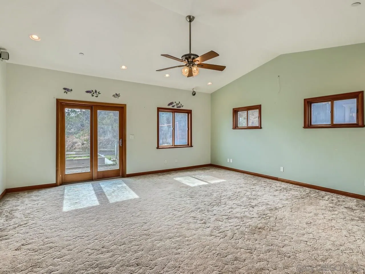 11509 Alba Rosa Drive Lakeside, CA 92040 - Photo 11 of 28 Gallery Image 11