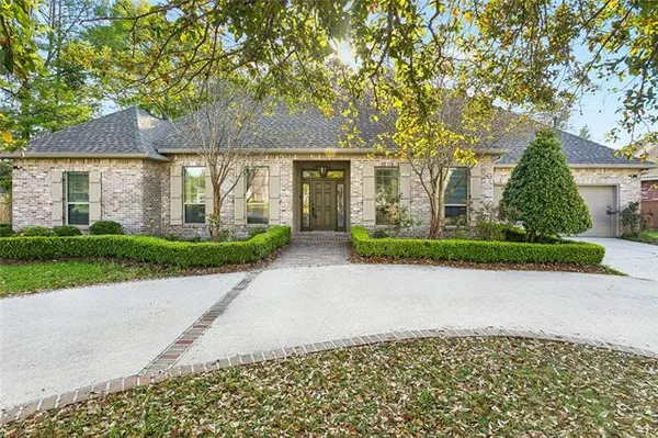 $599,999 | 1132 Hardy Drive, Covington, LA 70433