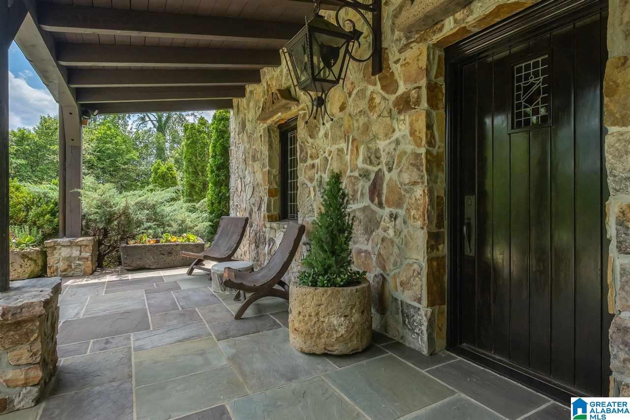 2740 Abingdon Road Birmingham, AL 35243 - Photo 3 of 50