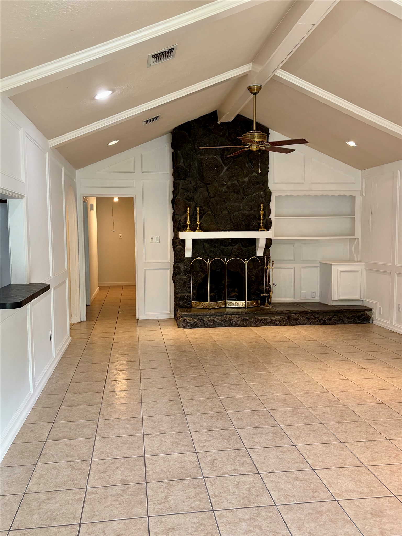 5927 Theall Road Houston, TX 77066 - Photo 5 of 24 Gallery Image 5