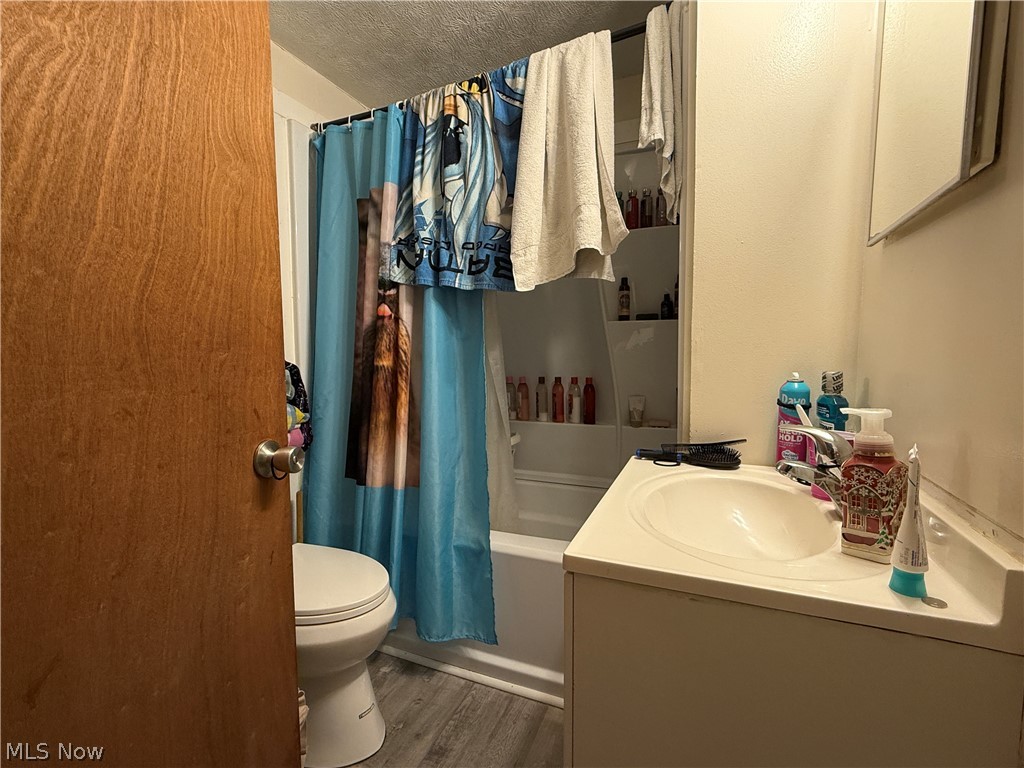3834 Bosworth Road Cleveland, OH 44111 - Photo 22 of 26