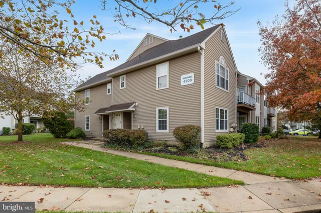 $275,000 | 4303A Tarnbrook Drive, Mount Laurel, NJ 08054