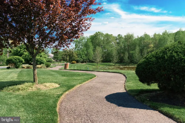 $275,000 | 4303A Tarnbrook Drive, Mount Laurel, NJ 08054