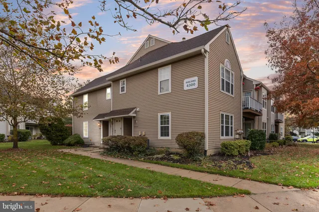 $275,000 | 4303A Tarnbrook Drive, Mount Laurel, NJ 08054