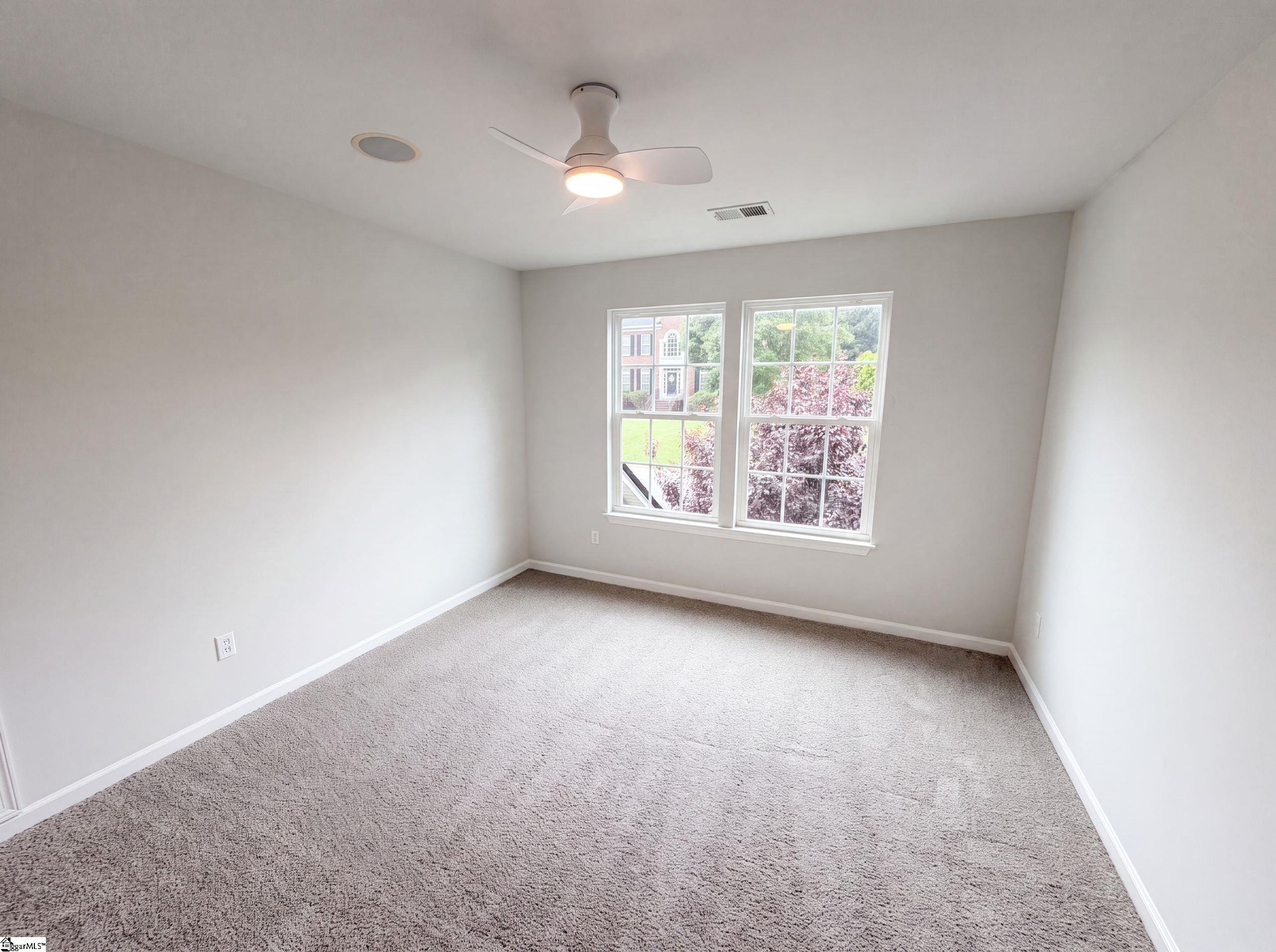 109 Hydrangea Way Simpsonville, SC 29681 - Photo 16 of 31