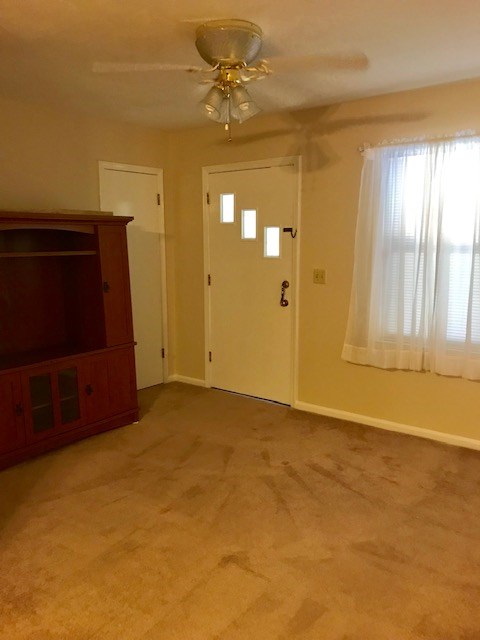 5628 Valleybrook Road Columbus, GA 31907 - Photo 2 of 12 living Room