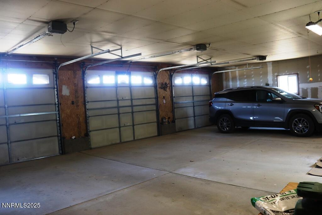 3400 Potbelly Road Winnemucca, NV 89445 - Photo 24 of 50 a view of a garage