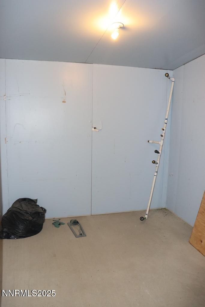 3400 Potbelly Road Winnemucca, NV 89445 - Photo 32 of 50 a view of an empty room