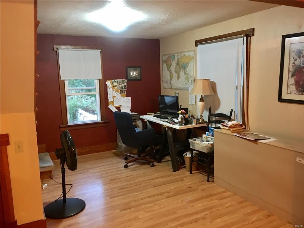 6028 Old Poag Road Edwardsville, IL 62025 - Photo 13 of 17 Gallery Image 13