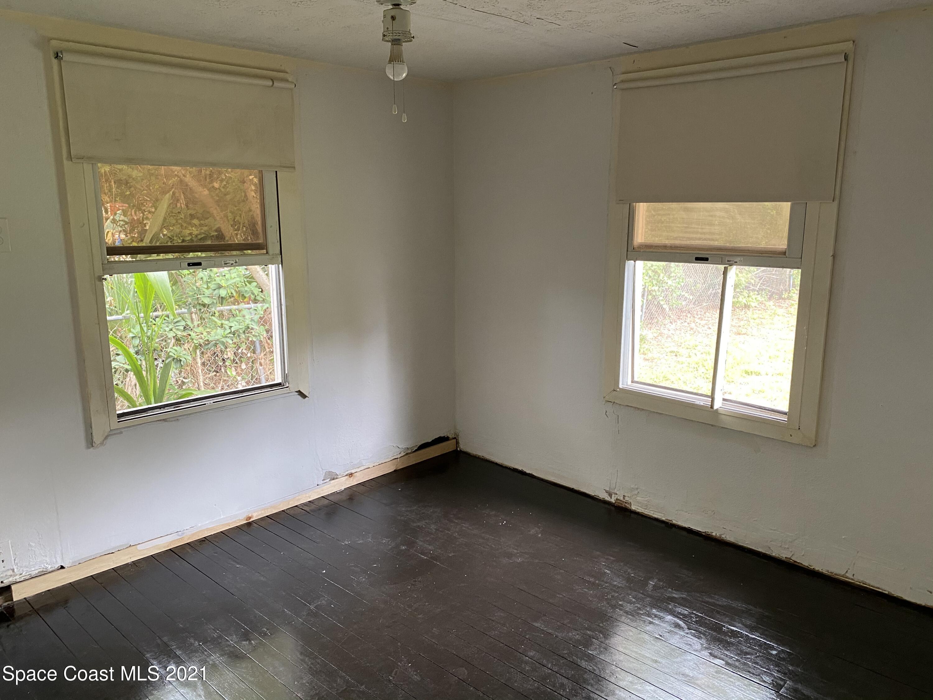 2526 2nd Avenue Northeast Palm Bay, FL 32905 - Photo 7 of 10 47CA28A9-4DDA-4CBC-9032-3845B8C118CD