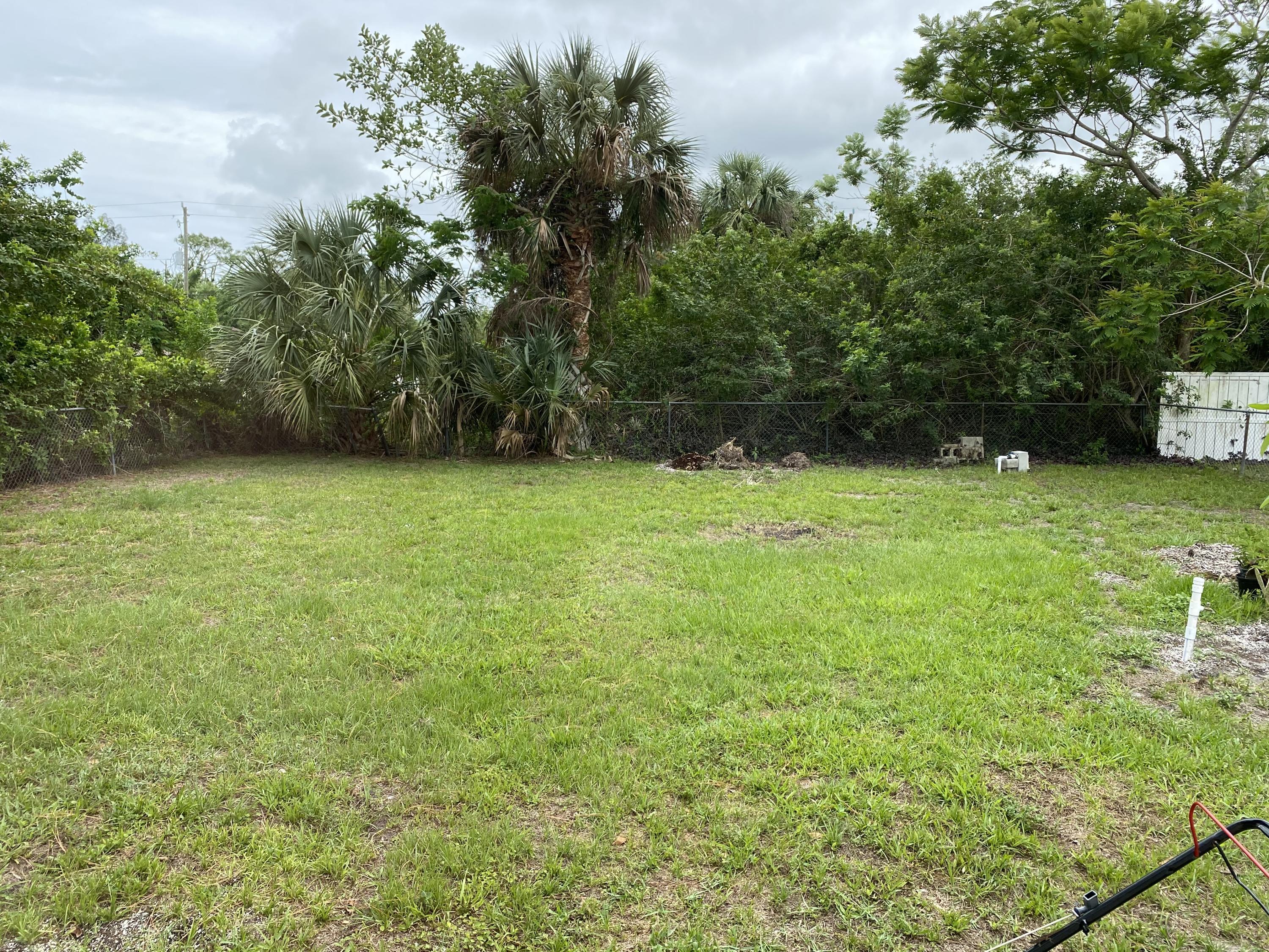 2526 2nd Avenue Northeast Palm Bay, FL 32905 - Photo 9 of 10 951ED18A-737F-4CB3-95F3-4B54A827DF3E