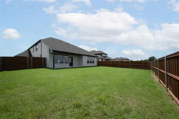 $489,990 | 115 Heritage Hill Drive, Forney, TX 75126