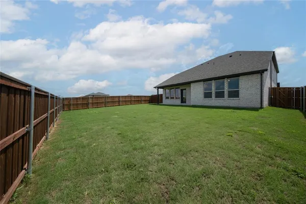 $489,990 | 115 Heritage Hill Drive, Forney, TX 75126