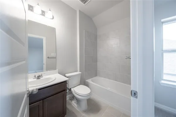 $489,990 | 115 Heritage Hill Drive, Forney, TX 75126