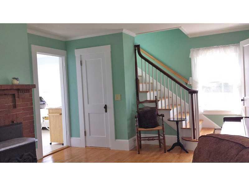 96 Swan Road Hermon, ME 04401 - Photo 6 of 30 Living Room.