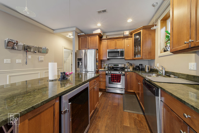 4447 South Indiana Avenue, Unit 3 Chicago, IL 60653 - Photo 2 of 23