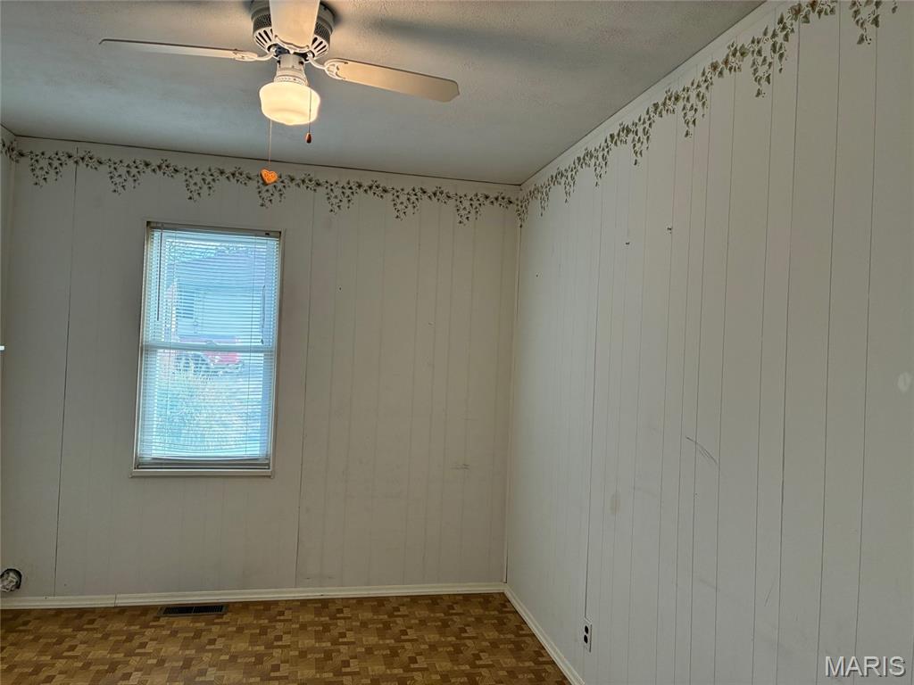 517 Lemon Street Highland, IL 62249 - Photo 13 of 20 Gallery Image 13