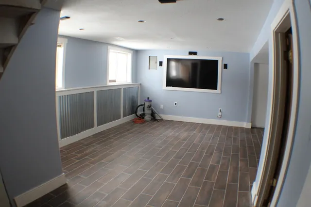 $239,900 | 2212 Aurora Drive, Jackson, MI 49203