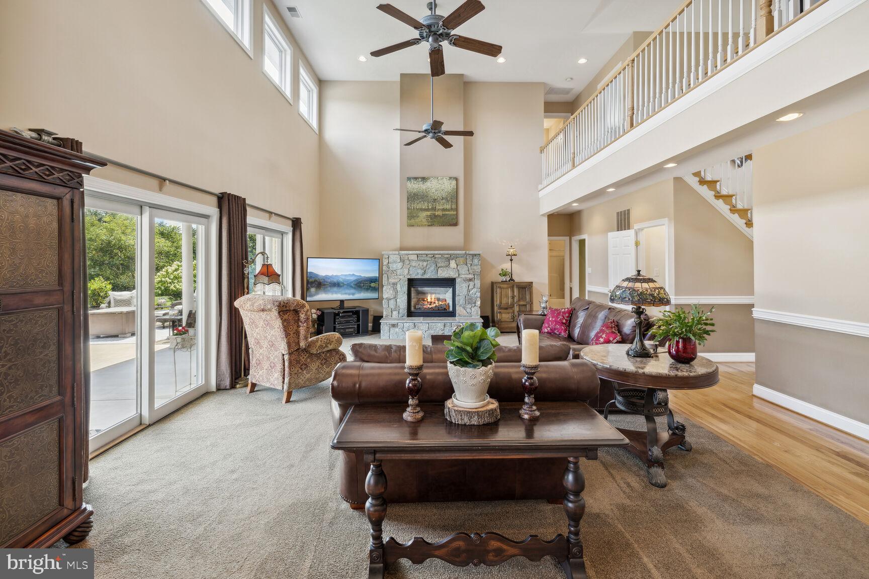 9649 Watkins Road Gaithersburg, MD 20882 - Photo 16 of 81 Sun-soaked Family Room