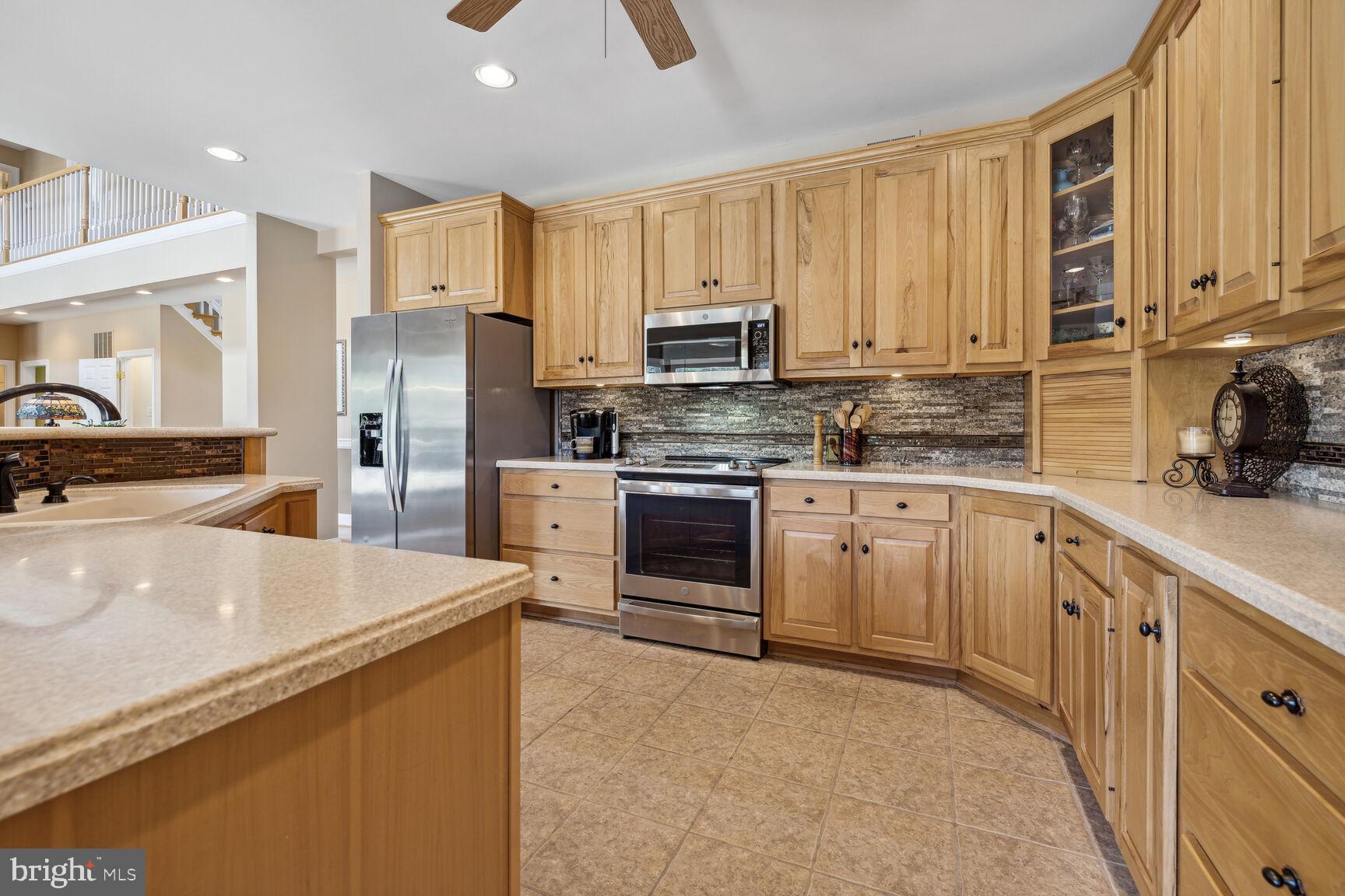 9649 Watkins Road Gaithersburg, MD 20882 - Photo 26 of 81 Stainless appliances