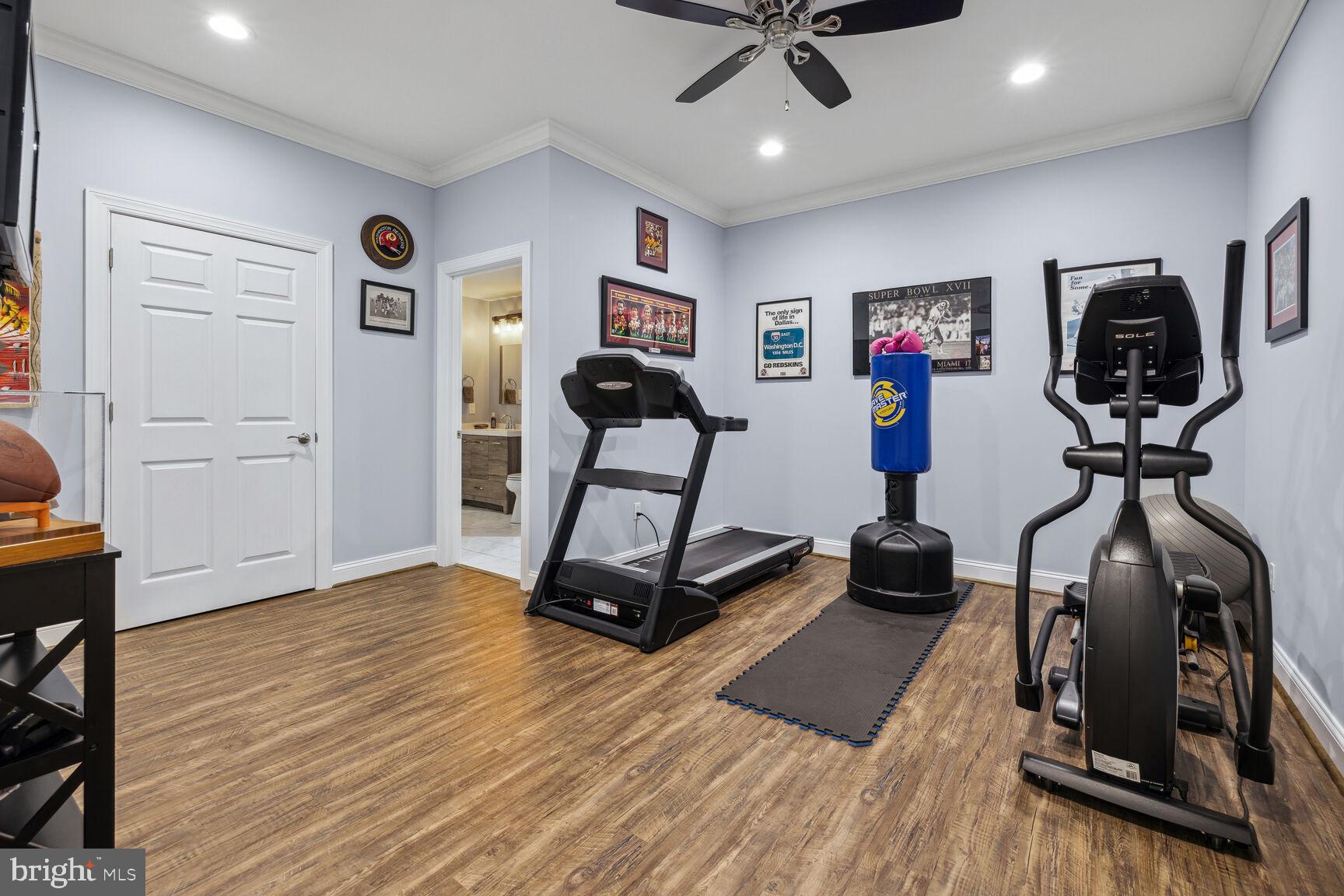 9649 Watkins Road Gaithersburg, MD 20882 - Photo 44 of 81 Exercise Room