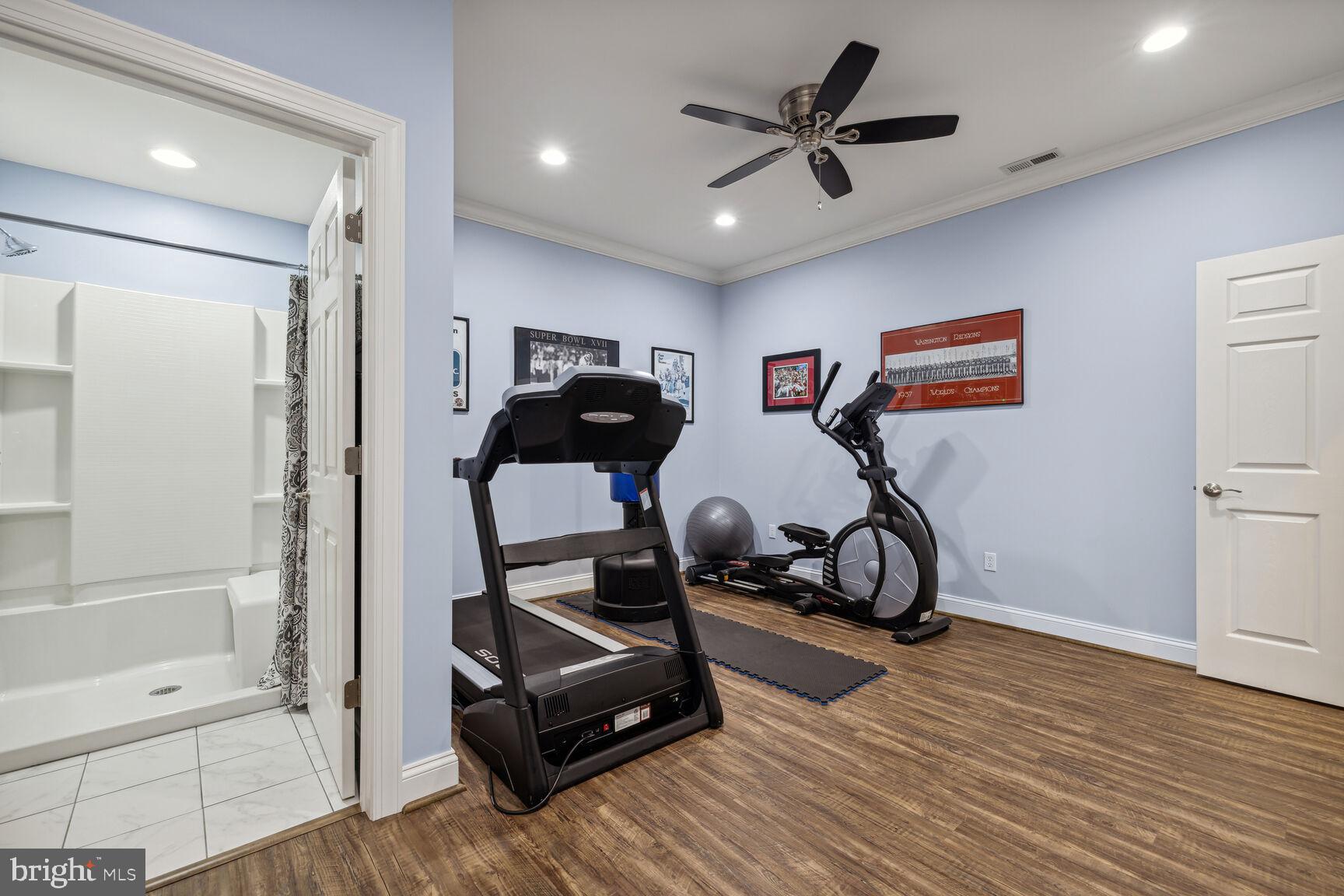 9649 Watkins Road Gaithersburg, MD 20882 - Photo 45 of 81 Exercise Room