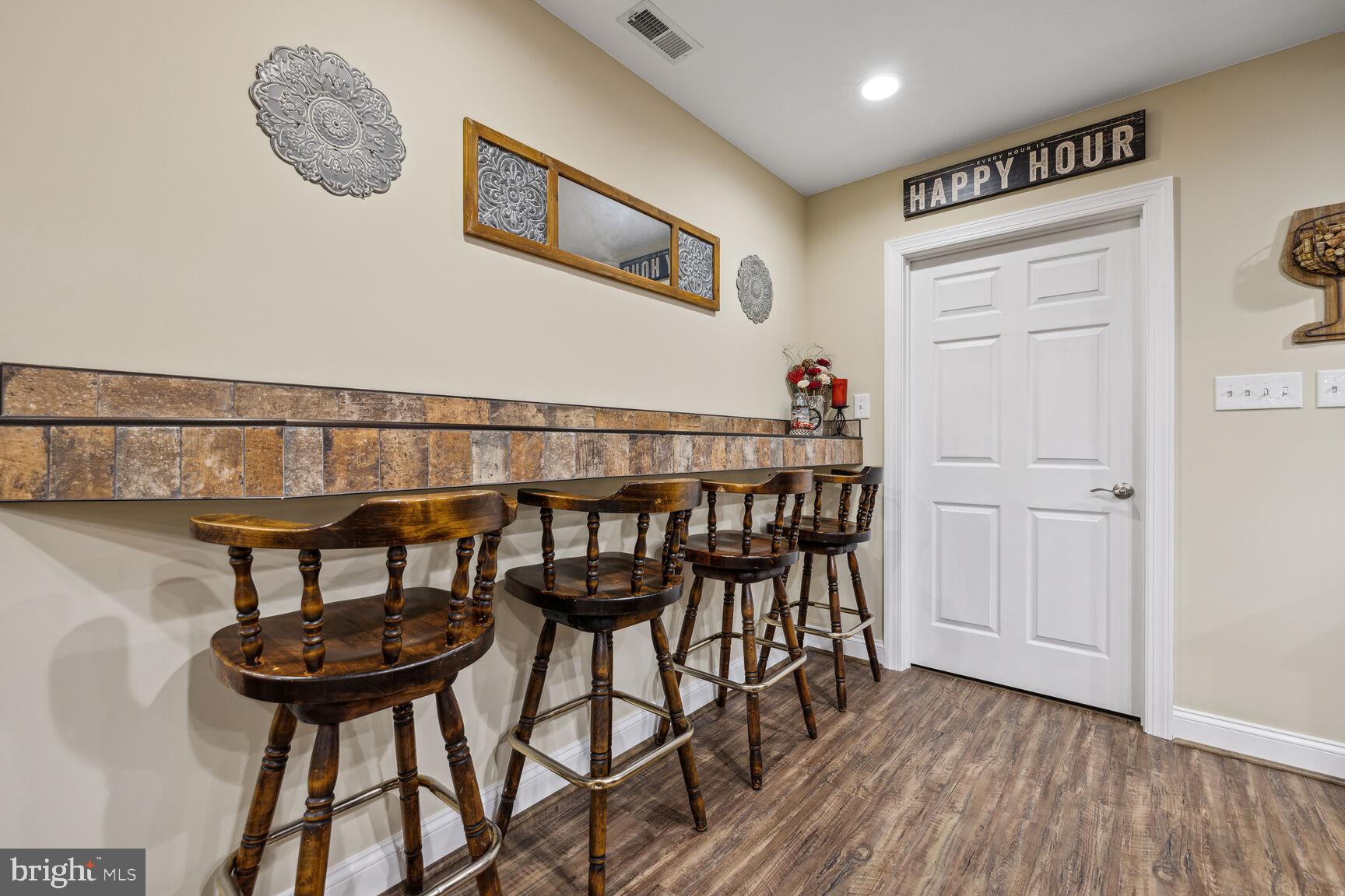 9649 Watkins Road Gaithersburg, MD 20882 - Photo 57 of 81 More bar seating area