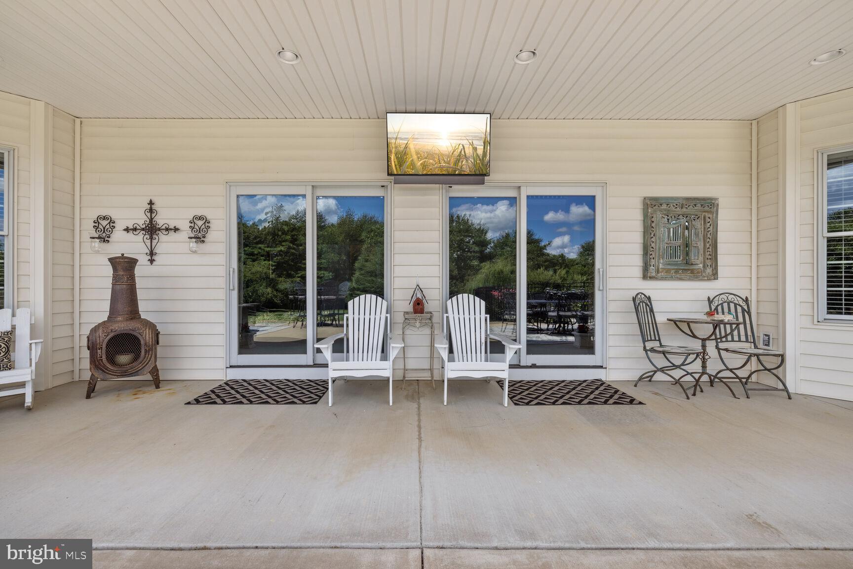 9649 Watkins Road Gaithersburg, MD 20882 - Photo 64 of 81 Sliders in Family Room