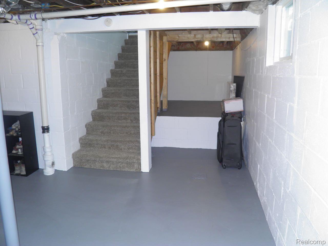 3656 South Merriman Road Wayne, MI 48184 - Photo 27 of 31 p48.jpg
