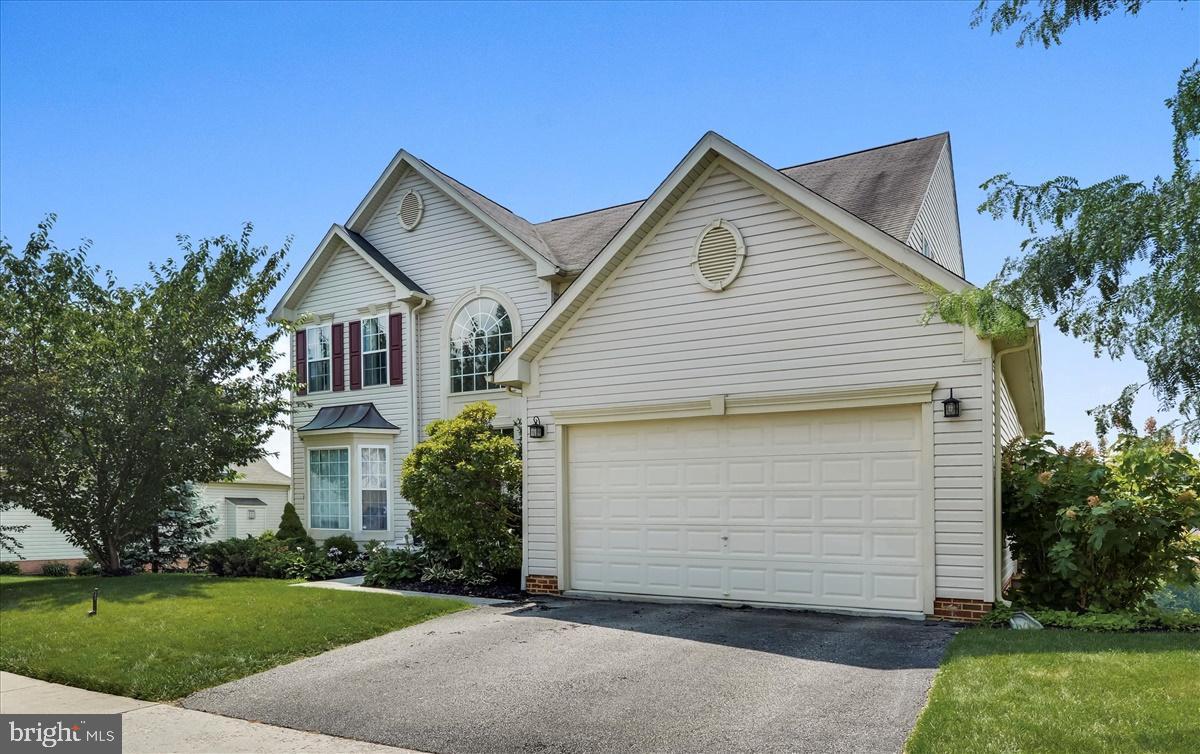 7604 Seneca Ridge Drive York, PA 17403 - Photo 3 of 39 Gallery Image 3
